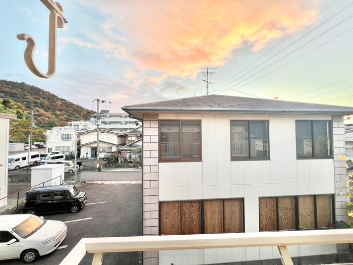 物件内観写真15　(室内からの展望)