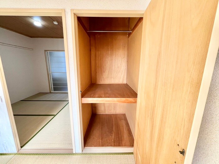 物件内観写真16　(収納)
