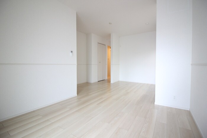 物件内観写真8　(内観写真)