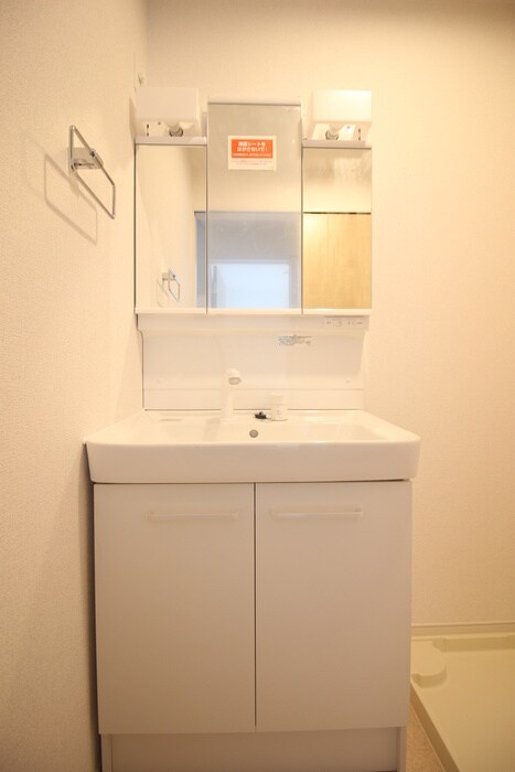 物件内観写真12　(洗面)