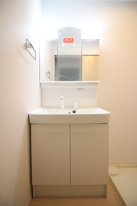 物件内観写真12　(洗面)