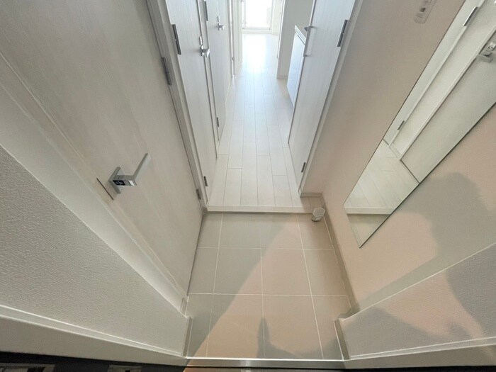 物件内観写真15　(玄関)