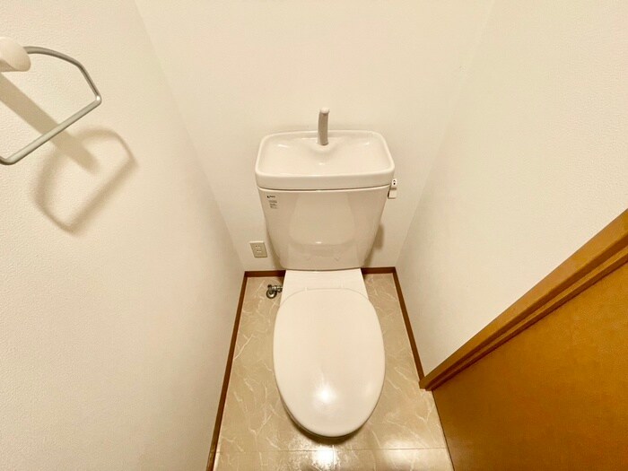 物件内観写真10　(トイレ)