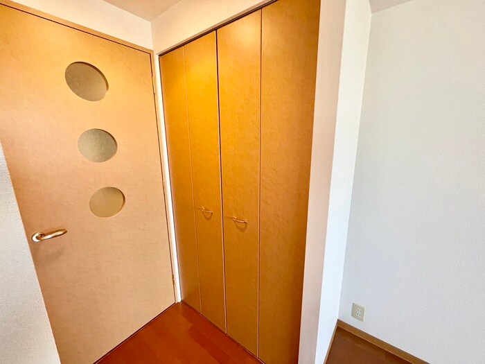 物件内観写真13　(収納)