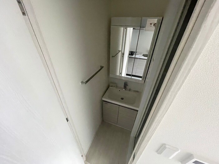 物件内観写真13　(洗面)