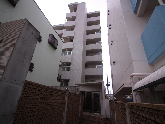 物件外観写真2　(外観写真)