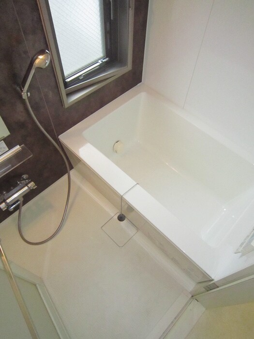 物件内観写真12　(バス／シャワールーム等)