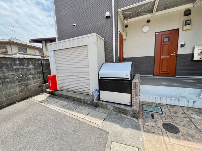 物件外観写真4　(建物設備)