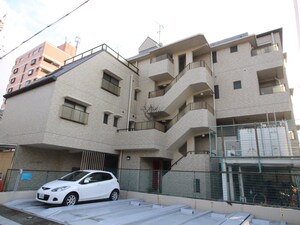 メゾンプラヴァ(101)外観写真