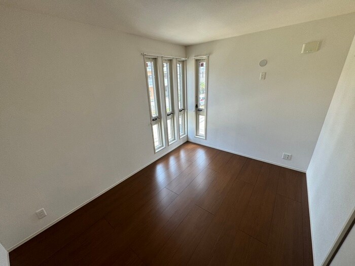 物件内観写真19　(居室)