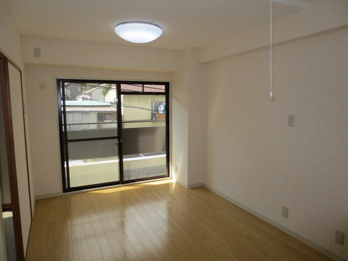 物件内観写真10　(居室)