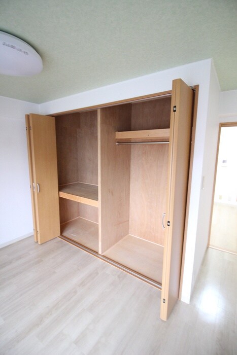 物件内観写真11　(収納)