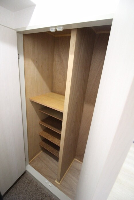 物件内観写真12　(靴箱)