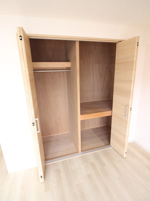 物件内観写真12　(収納)