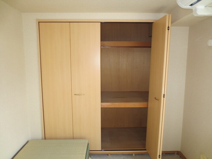 物件内観写真14　(収納)