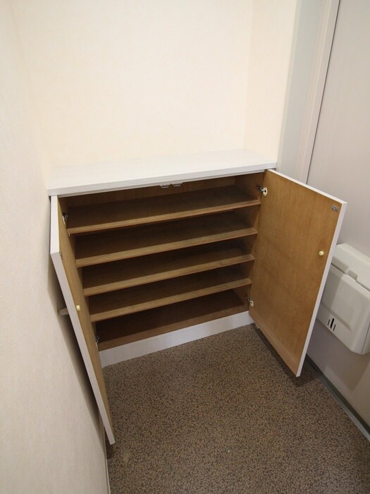 物件内観写真14　(靴箱)