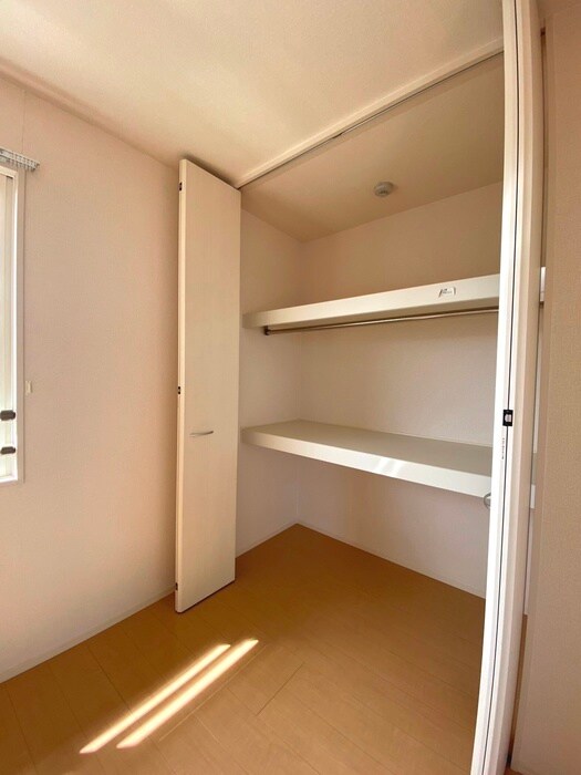 物件内観写真17　(収納)