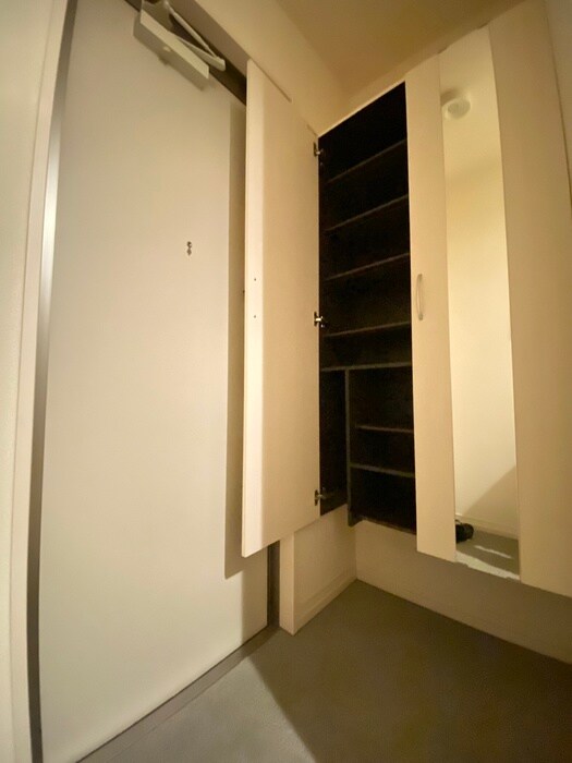 物件内観写真19　(靴箱)