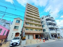 ﾜｺｰﾚﾌﾟﾗﾃｨｰｸ神戸深江駅前の外観写真