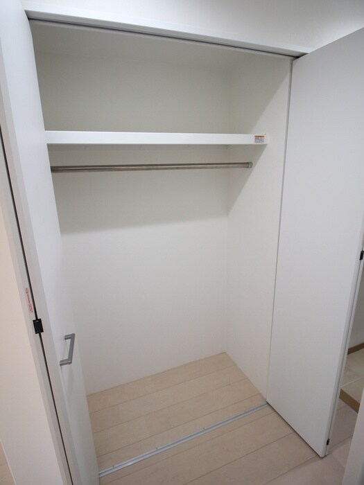 物件内観写真17　(収納)