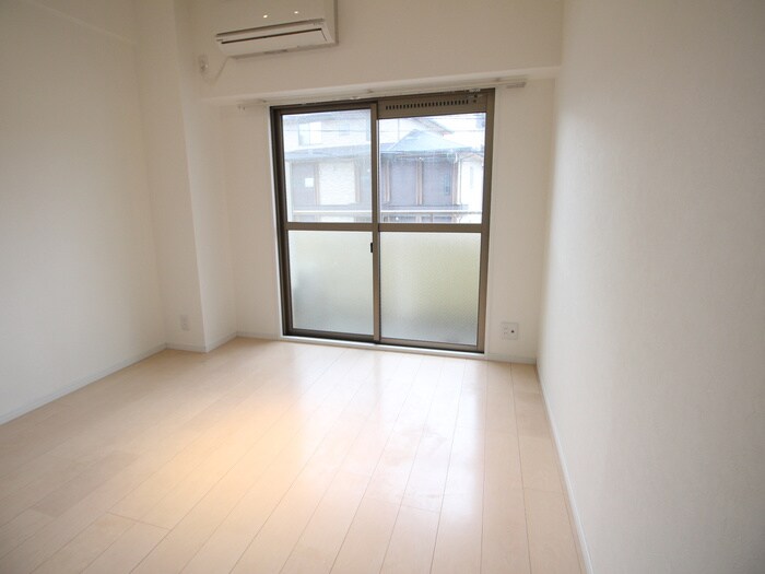 物件内観写真21　(居室)