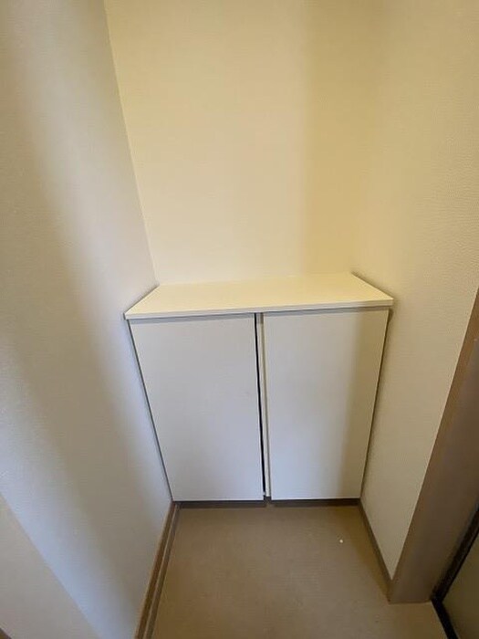 物件内観写真7　(靴箱)