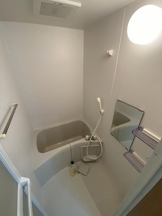 物件内観写真9　(トイレ)