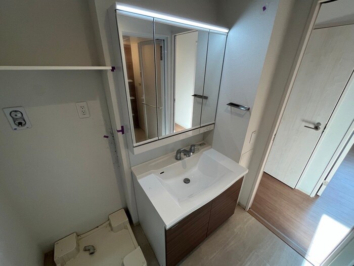 物件内観写真8　(洗面)