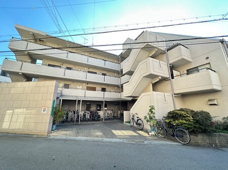 米谷マンション１号館外観写真