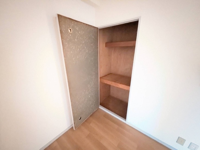 物件内観写真16　(収納)