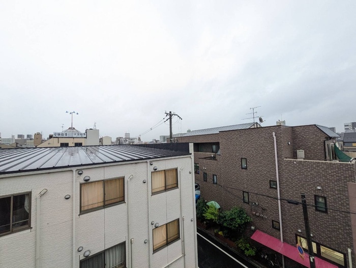 物件内観写真22　(室内からの展望)