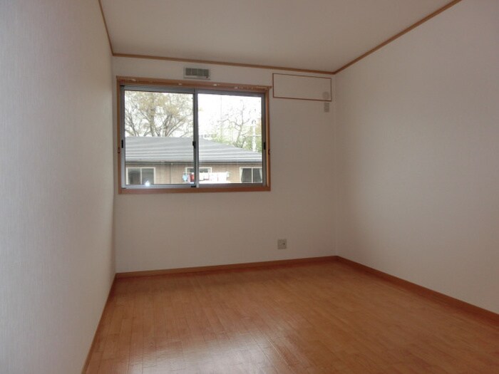 物件内観写真11　(居室)