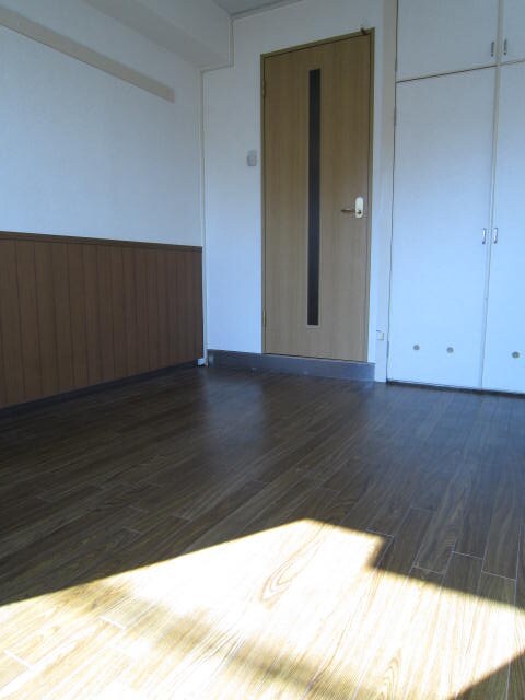 物件内観写真5　(居室)