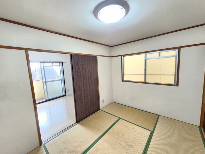 物件内観写真11　(居室)