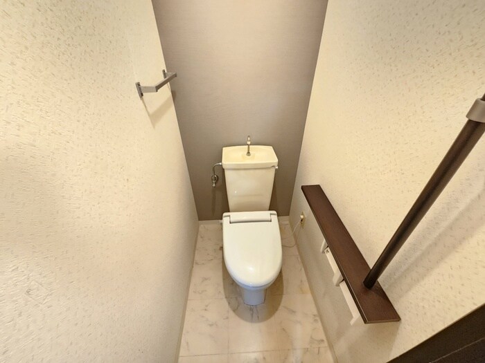 物件内観写真15　(トイレ)