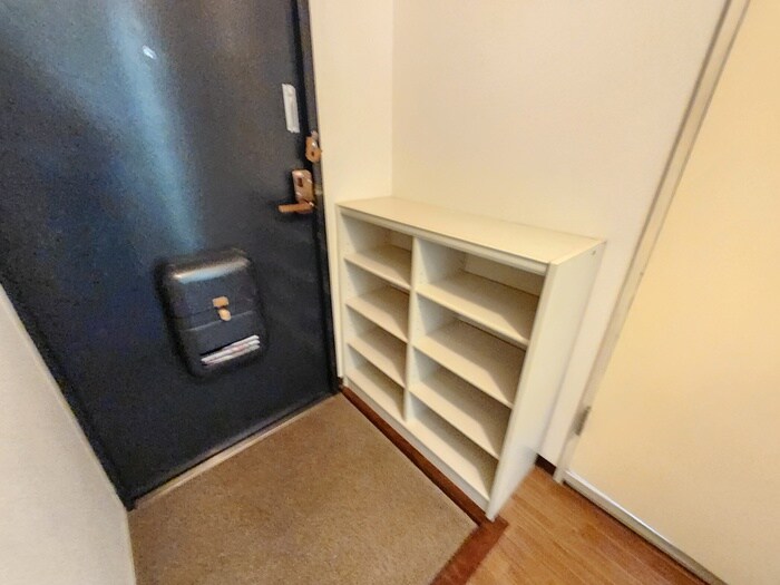 物件内観写真16　(靴箱)