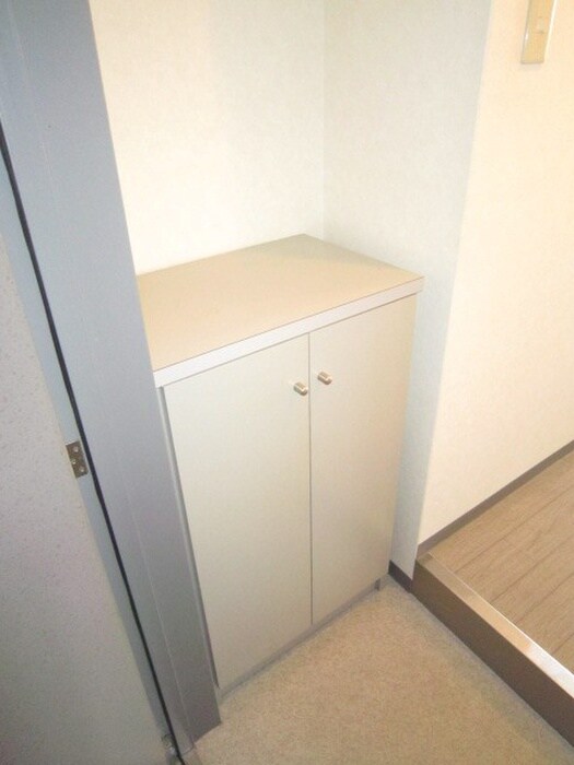 物件内観写真14　(靴箱)