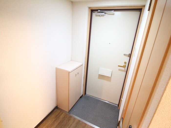 物件内観写真14　(玄関)