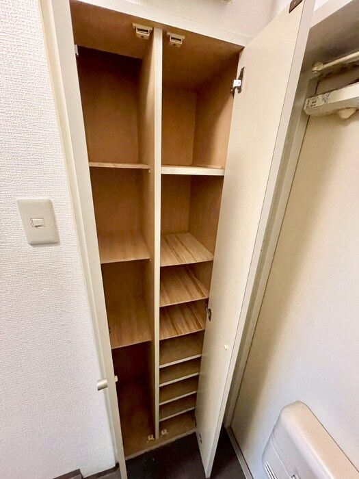 物件内観写真14　(靴箱)