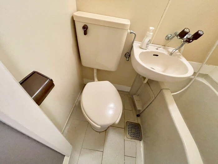 物件内観写真17　(トイレ)