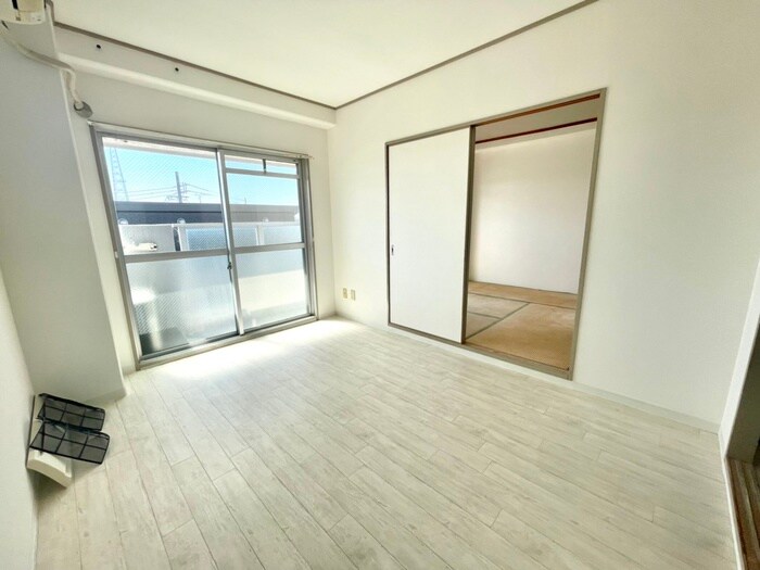 物件内観写真7　(居室)