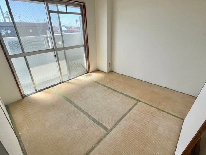 物件内観写真9　(居室)