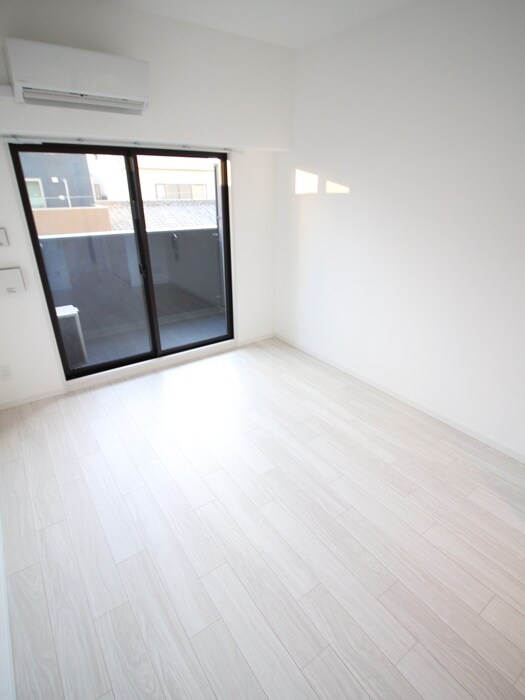 物件内観写真11　(居室)