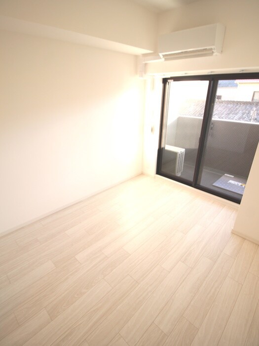 物件内観写真13　(居室)