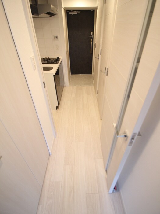 物件内観写真15　(廊下)