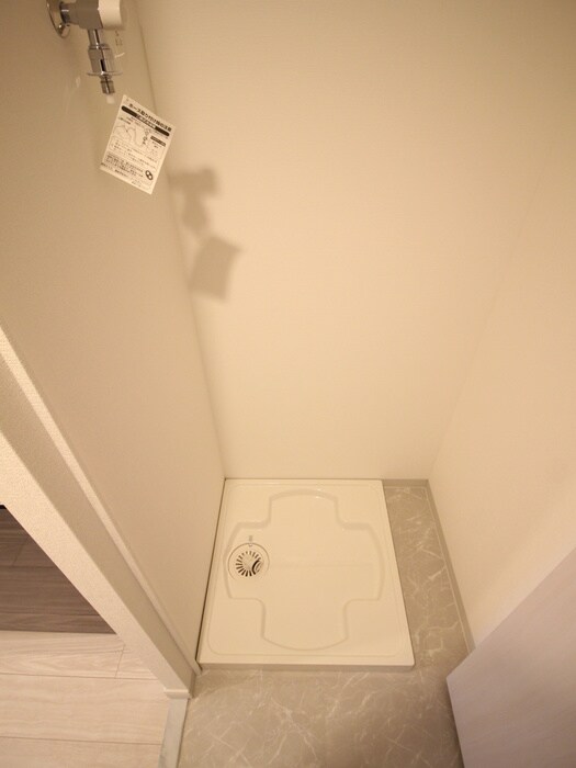 物件内観写真17　(洗濯機置場)