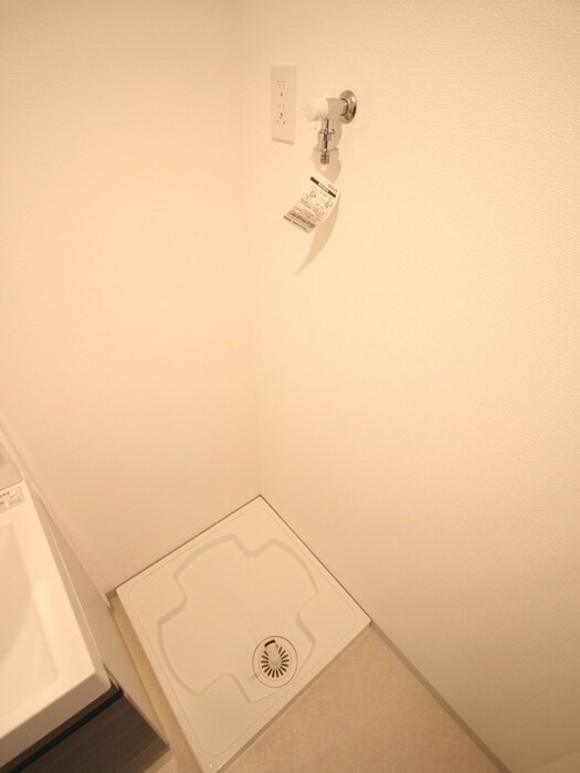 物件内観写真17　(洗濯機置場)