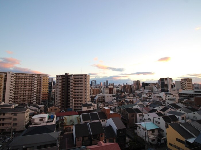 物件内観写真19　(室内からの展望)