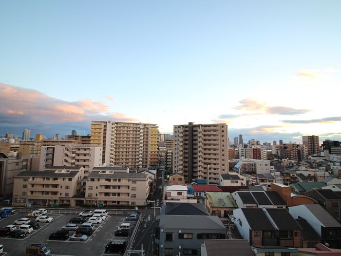 物件内観写真19　(室内からの展望)