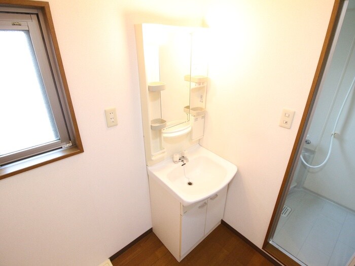 物件内観写真11　(洗面)